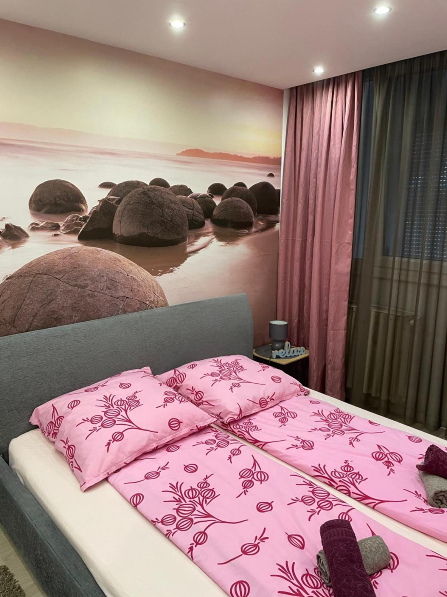 Igenyes Lakas Apartment Szeged Bagian luar foto