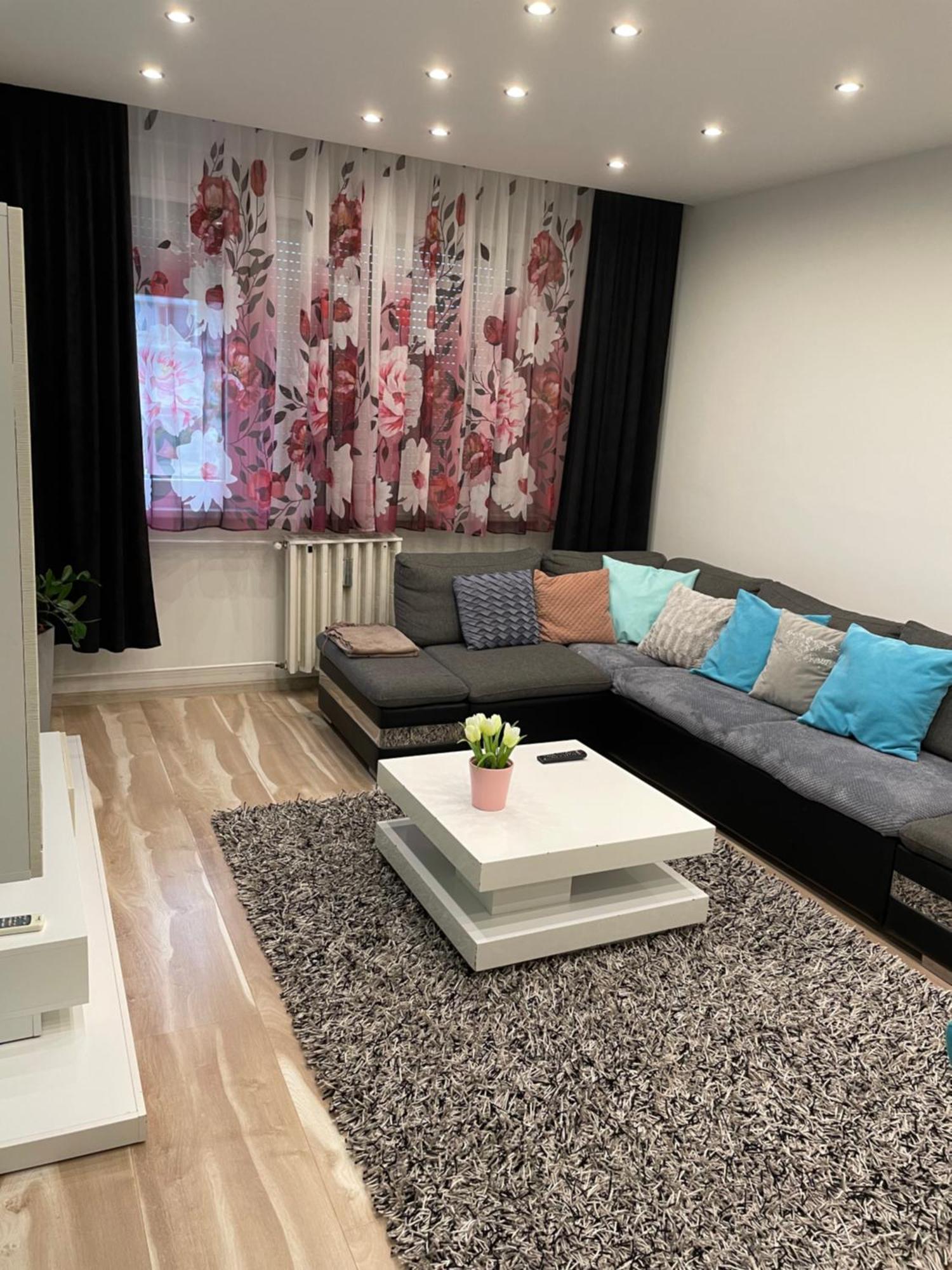 Igenyes Lakas Apartment Szeged Bagian luar foto