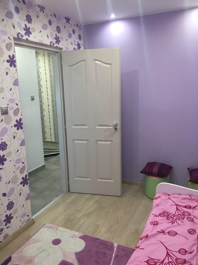Igenyes Lakas Apartment Szeged Bagian luar foto