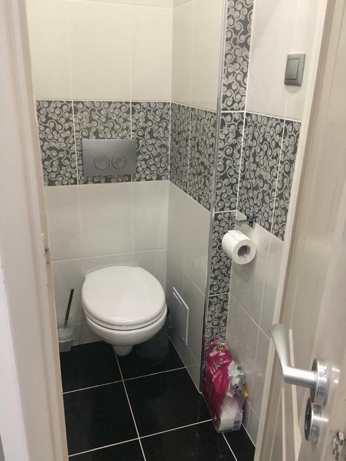 Igenyes Lakas Apartment Szeged Bagian luar foto
